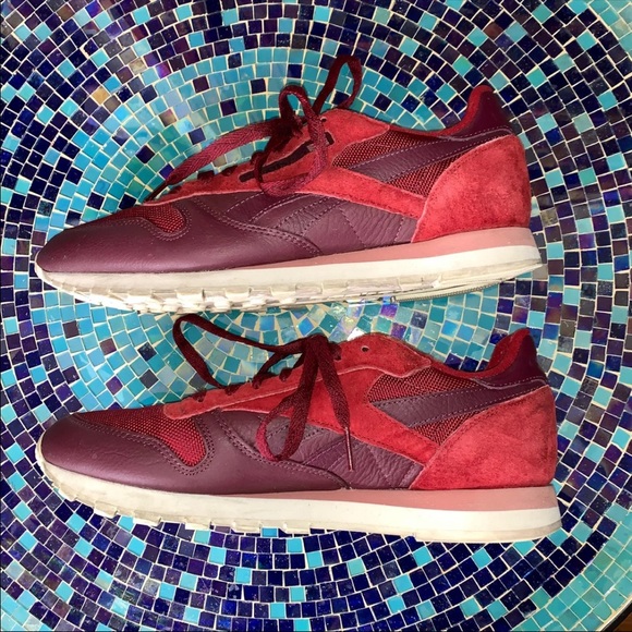 Maroon Suede Reebok Classics - Picture 5 of 9